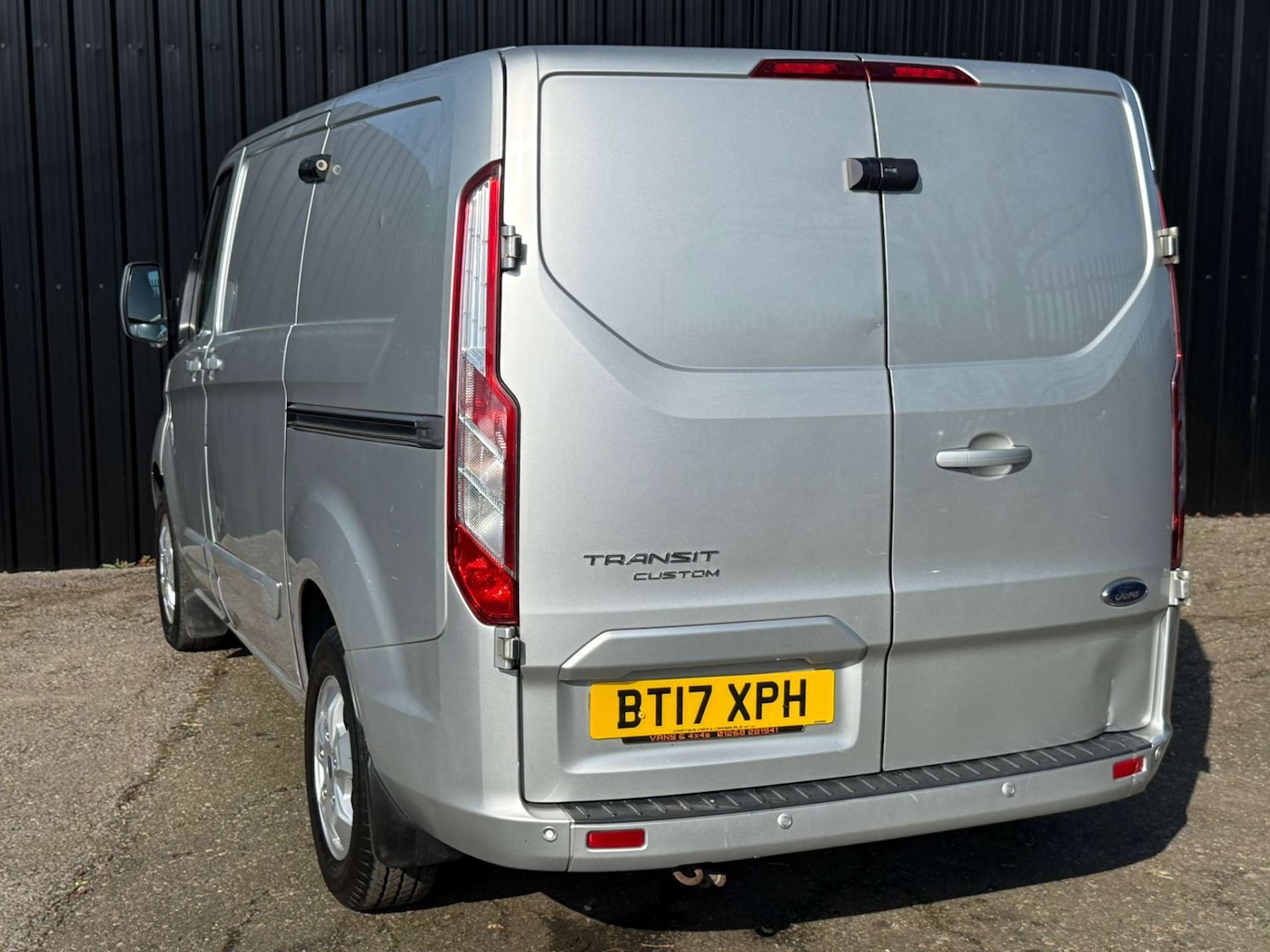 Used Ford Transit Custom 2017 for sale - 77762329: Photo 17