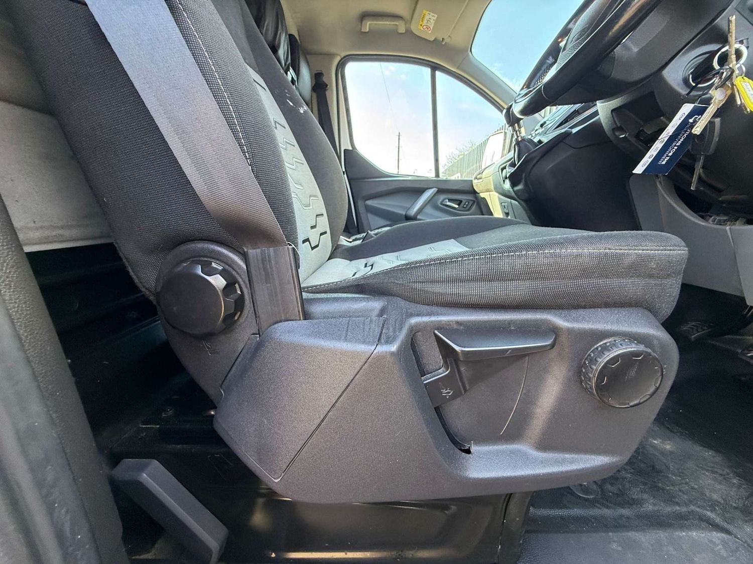 Used Ford Transit Custom 2017 for sale - 77762329: Photo 19