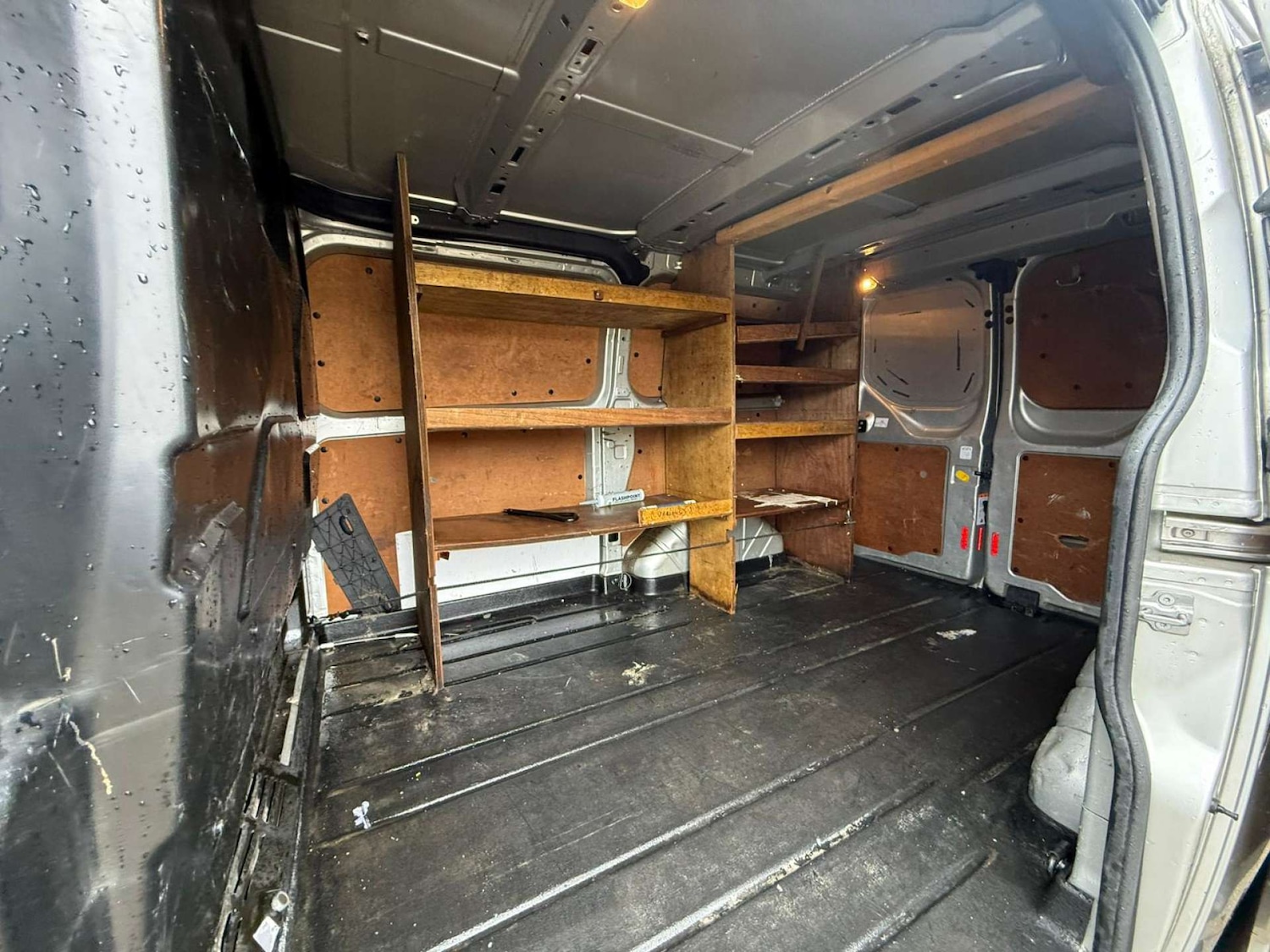 Used Ford Transit Custom 2017 for sale - 77762329: Photo 2