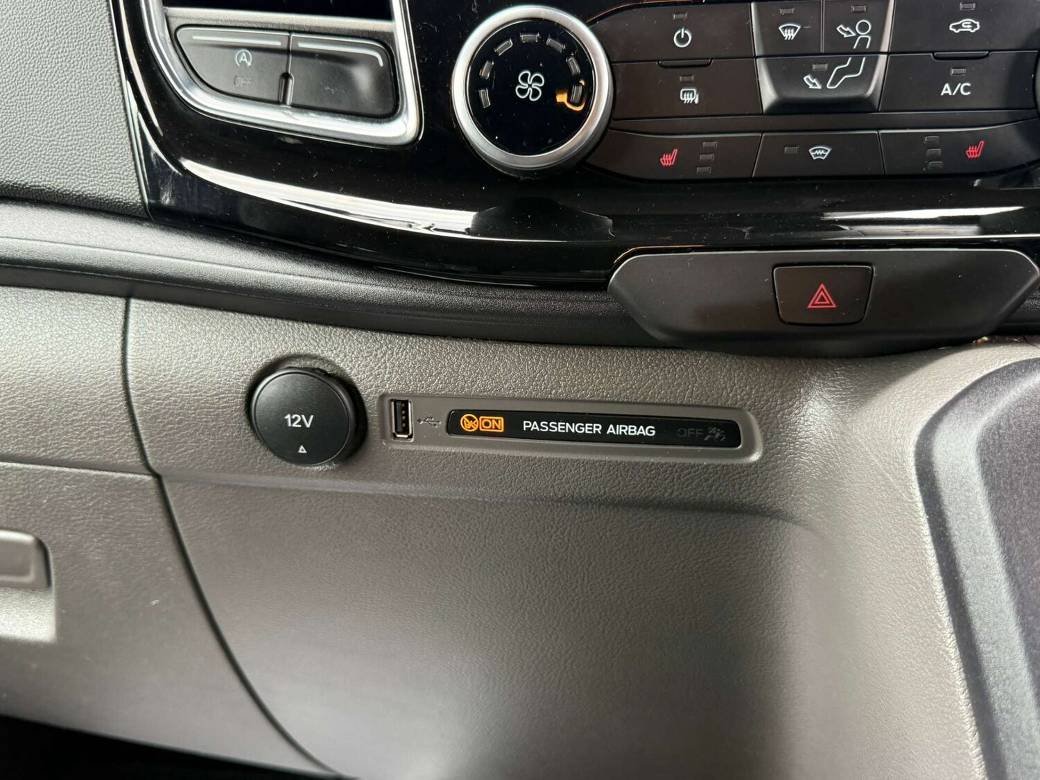 Used Ford Transit Custom 2022 for sale - 78111289: Photo 31