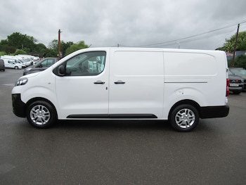 Used Vauxhall Vivaro 2020 for sale - 77326129: Photo
