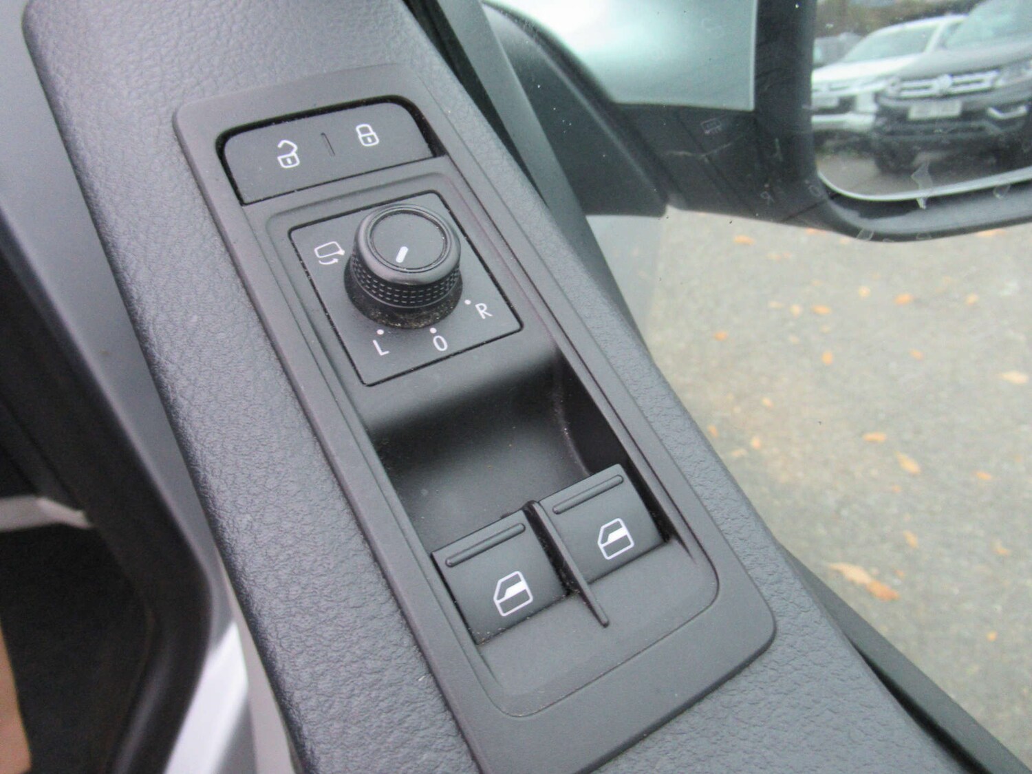 Used Volkswagen Transporter 2018 for sale - 76601010: Photo 27