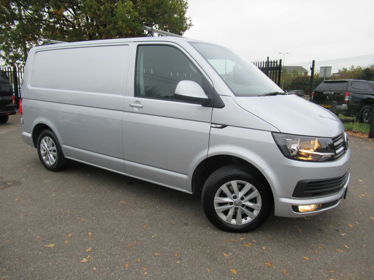 Used Volkswagen Transporter 2018 for sale - 76601010: Photo 28