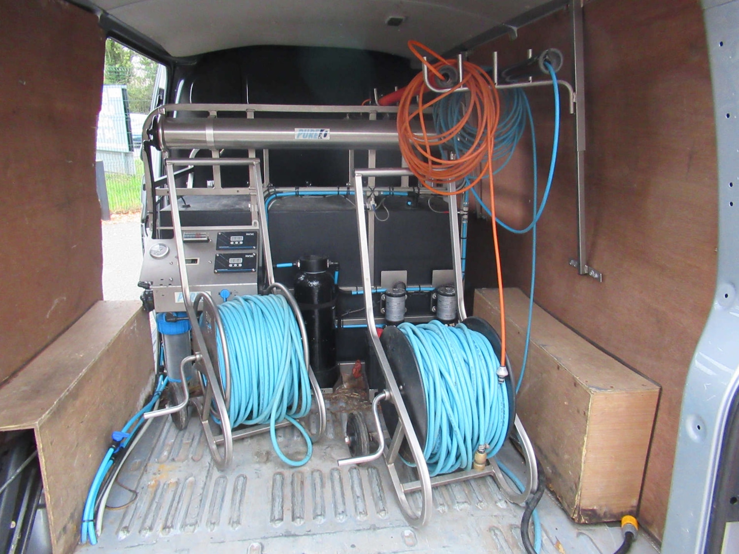 Used Volkswagen Transporter 2018 for sale - 76601010: Photo 9