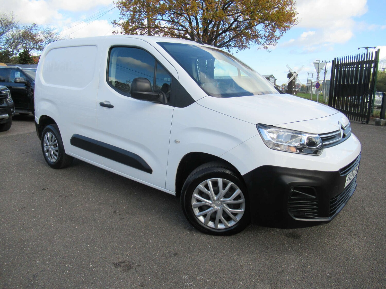 Used Citroen Berlingo 2021 for sale - 76437891: Photo 24