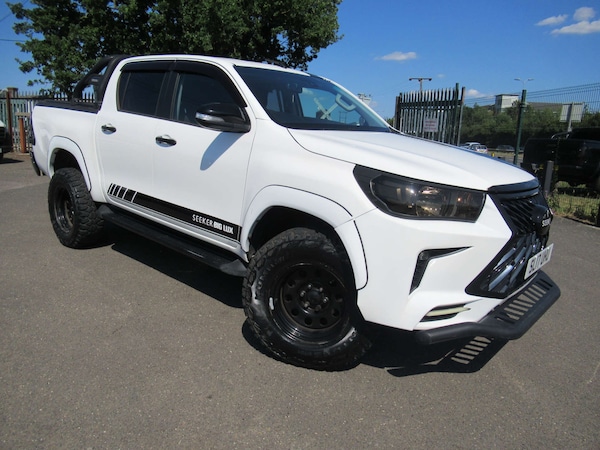 Used Toyota Hilux 2017 for sale - 75622509: Photo 27