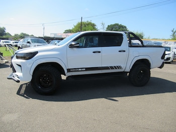 Used Toyota Hilux 2017 for sale - 75622509: Photo