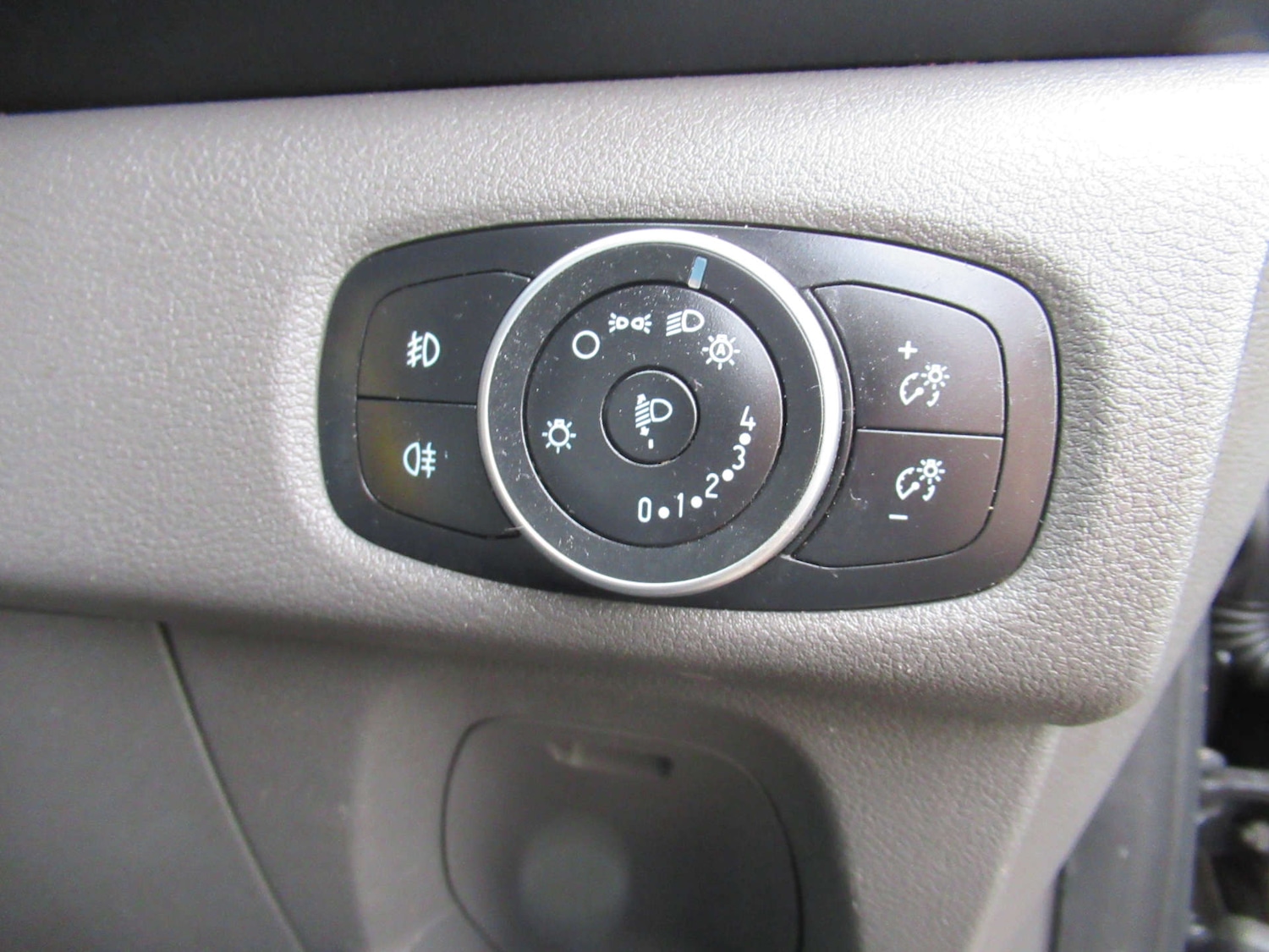 Used Ford Transit Custom 2020 for sale - 76748554: Photo 28