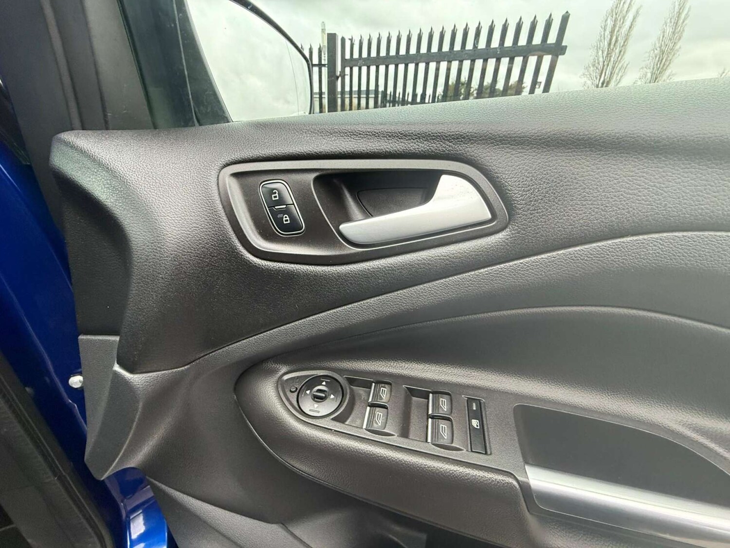 Used Ford Kuga 2017 for sale - 77681314: Photo 30