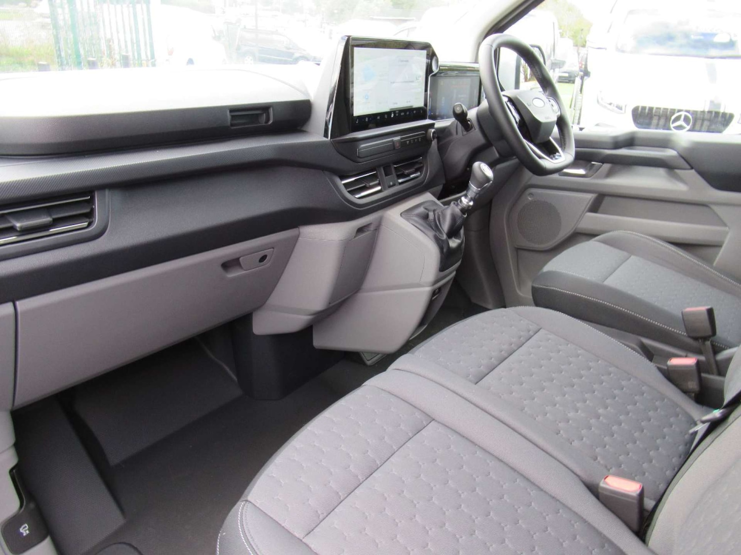 Used Ford Transit Custom 2024 for sale - 76601051: Photo 4