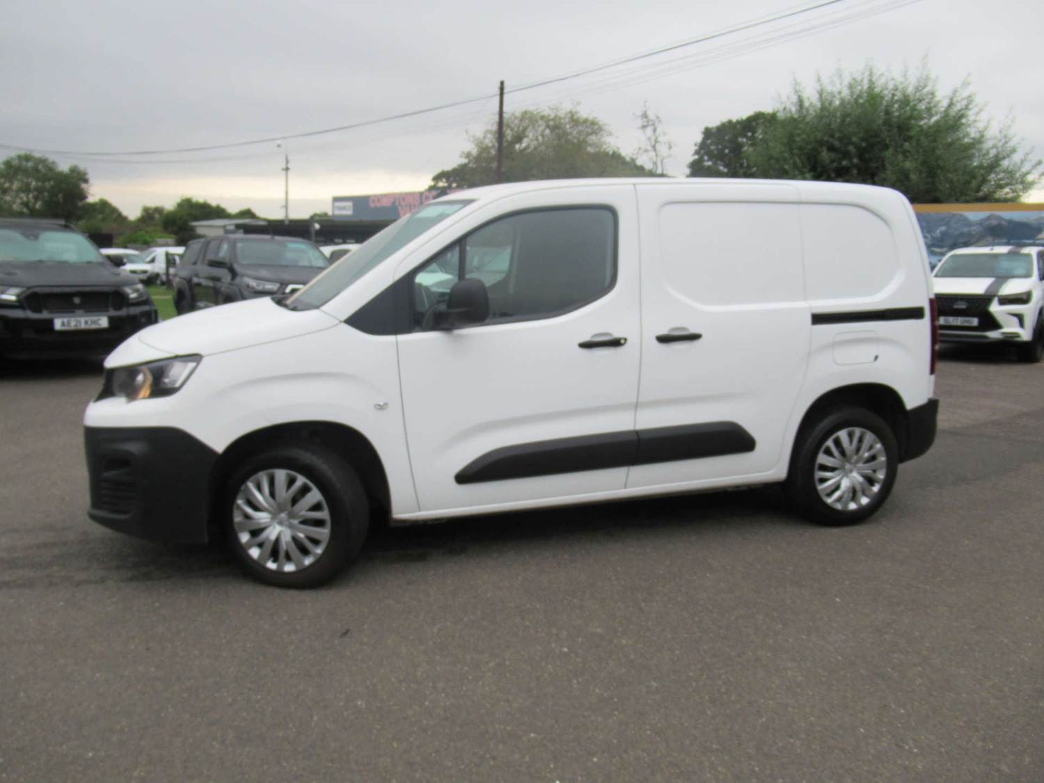 Used Peugeot Partner 2021 for sale - 76277930: Photo 3