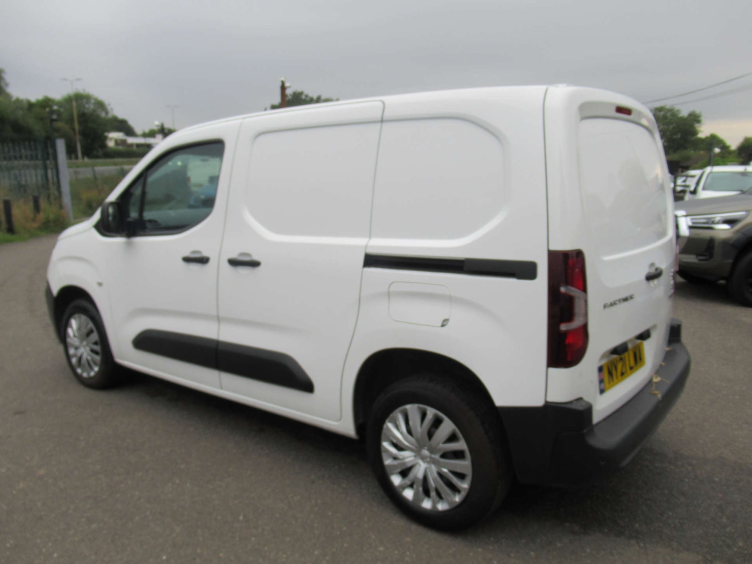 Used Peugeot Partner 2021 for sale - 76277930: Photo 7
