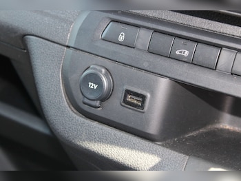 Used Vauxhall Vivaro 2023 for sale - 79408907: Photo