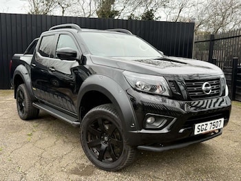 Used Nissan Navara 2019 for sale - 77730188: Photo