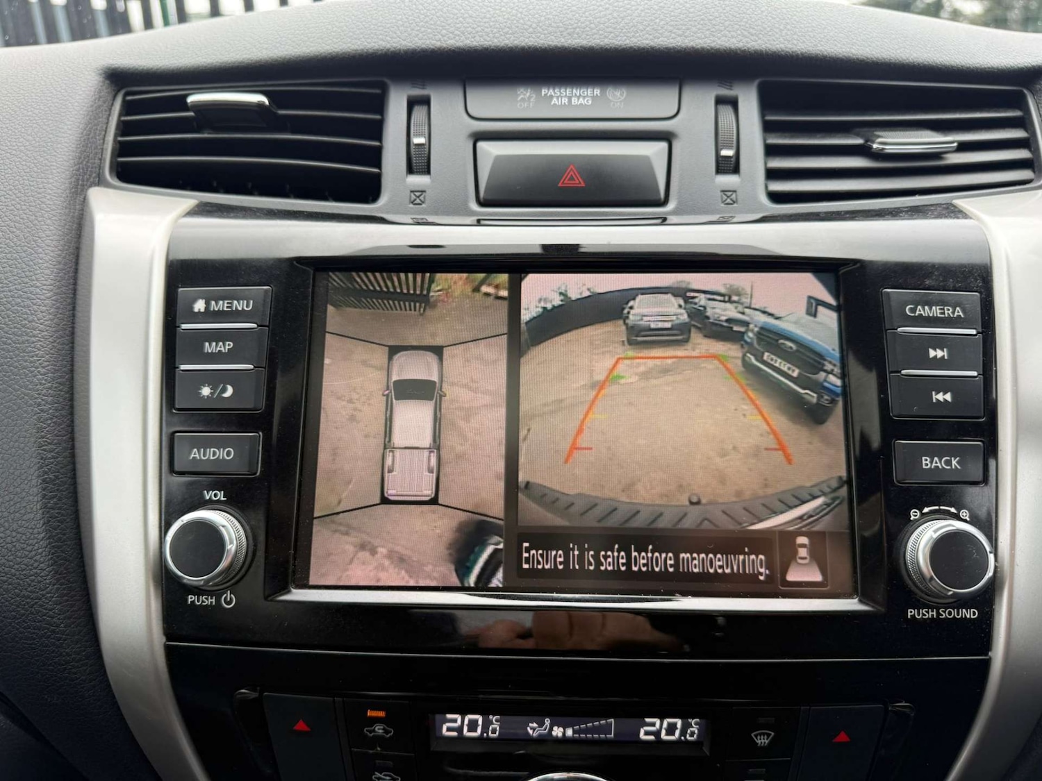 Used Nissan Navara 2019 for sale - 77730188: Photo 2