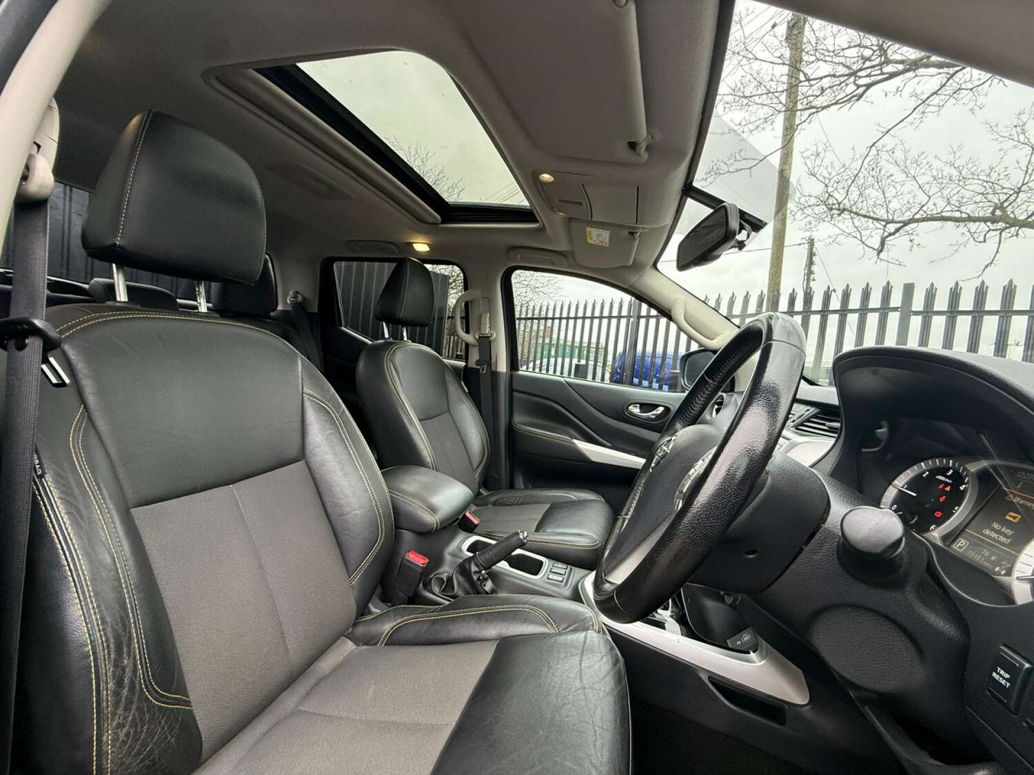 Used Nissan Navara 2019 for sale - 77730188: Photo 24