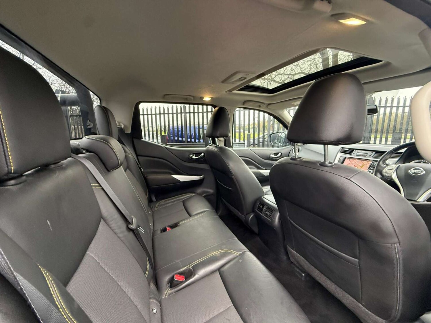 Used Nissan Navara 2019 for sale - 77730188: Photo 43