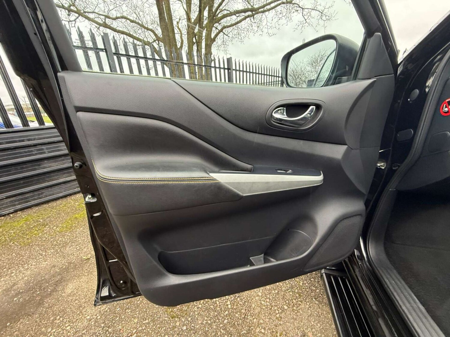 Used Nissan Navara 2019 for sale - 77730188: Photo 47