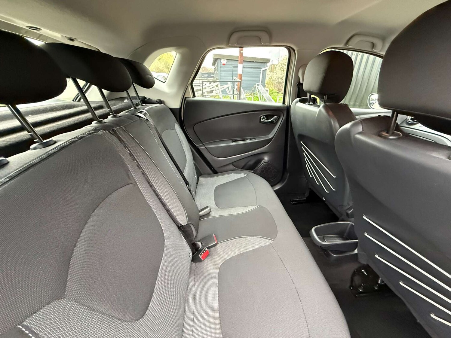 Used Renault Captur 2016 for sale - 78106665: Photo 37