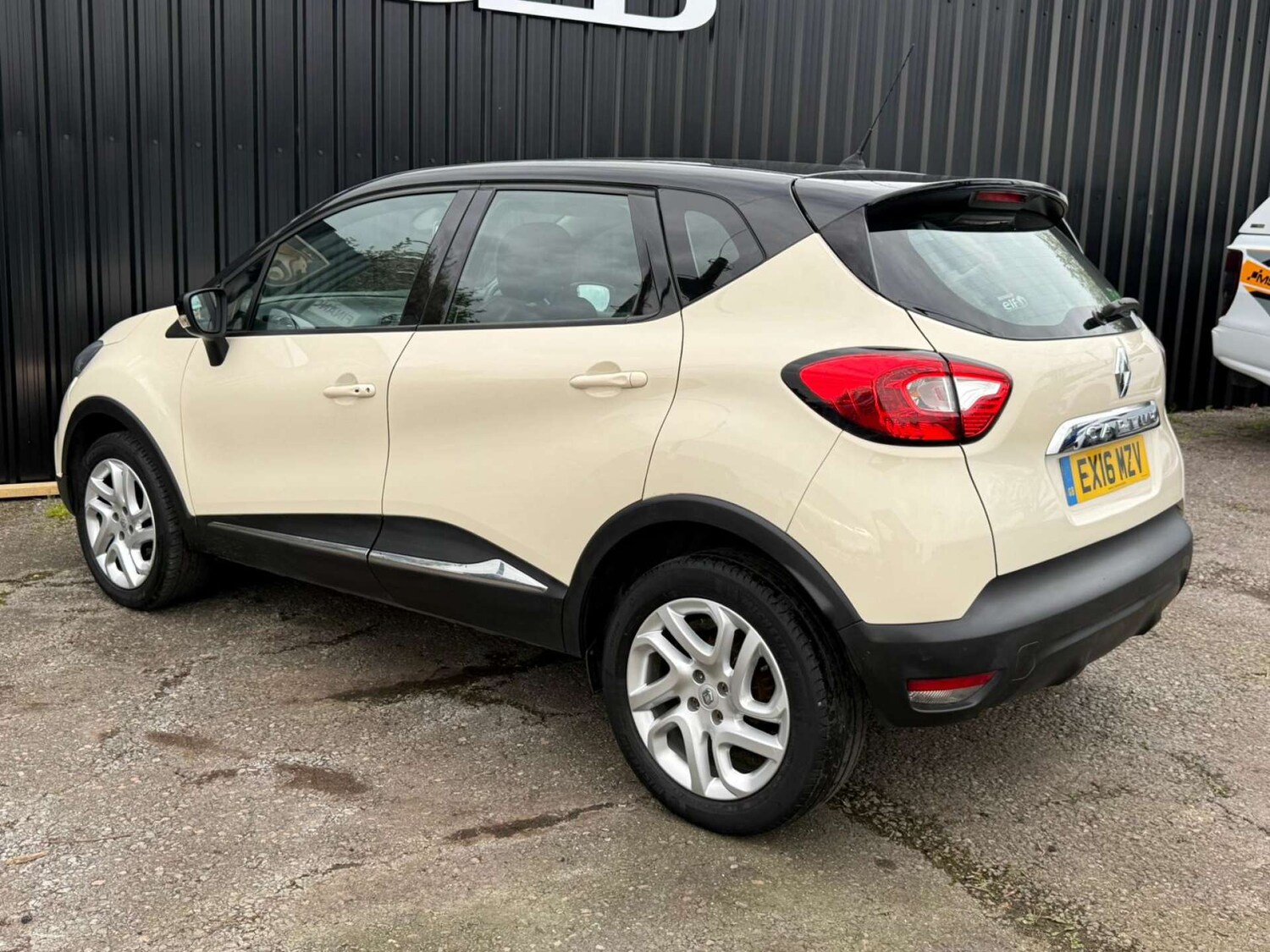 Used Renault Captur 2016 for sale - 78106665: Photo 53