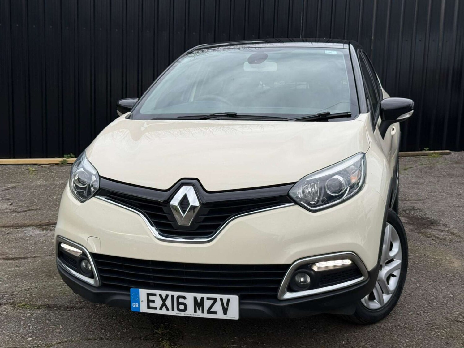 Used Renault Captur 2016 for sale - 78106665: Photo 61