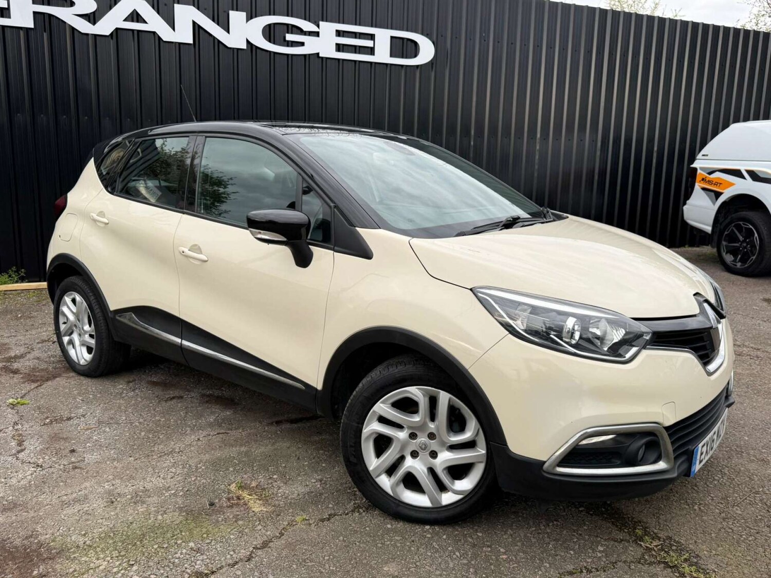 Used Renault Captur 2016 for sale - 78106665: Photo 62