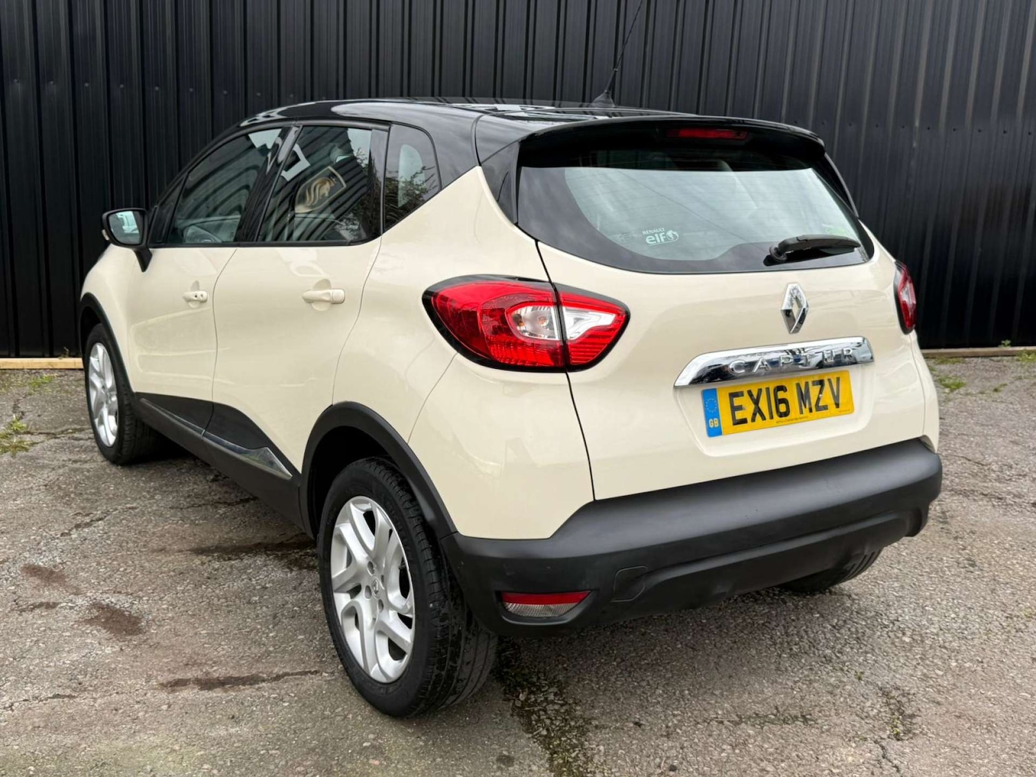 Used Renault Captur 2016 for sale - 78106665: Photo 9