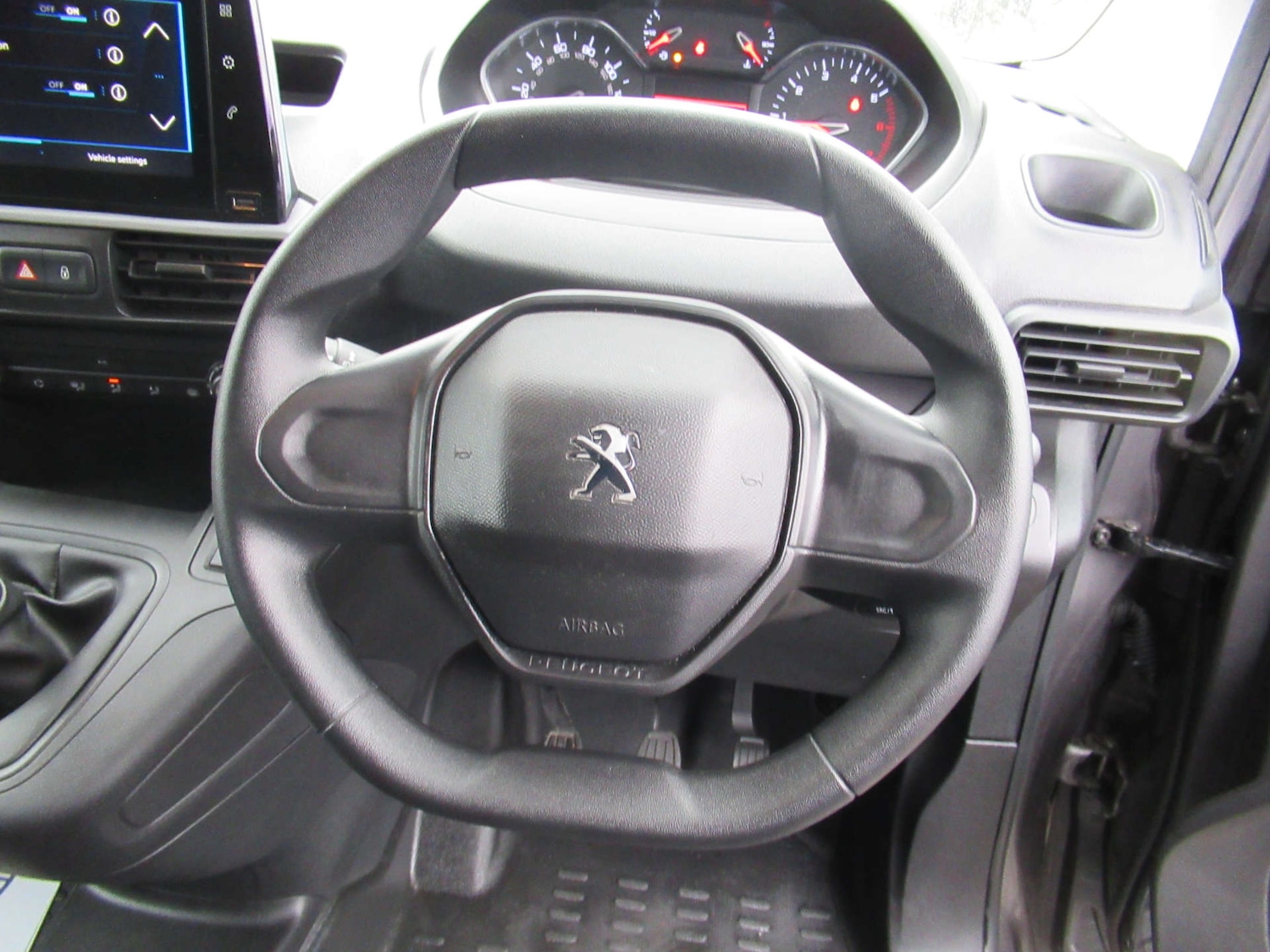 Used Peugeot Partner 2022 for sale - 76422556: Photo 23