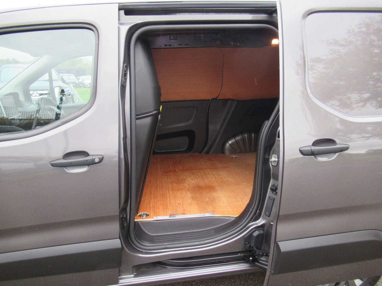 Used Peugeot Partner 2022 for sale - 76422556: Photo 6