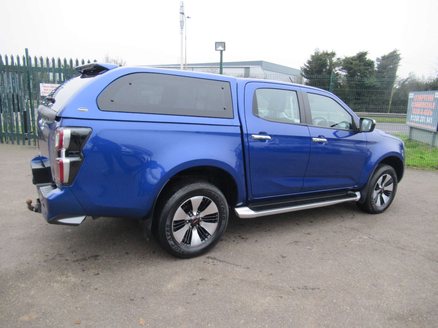 Used Isuzu D-Max 2023 for sale - 76600885: Photo 12