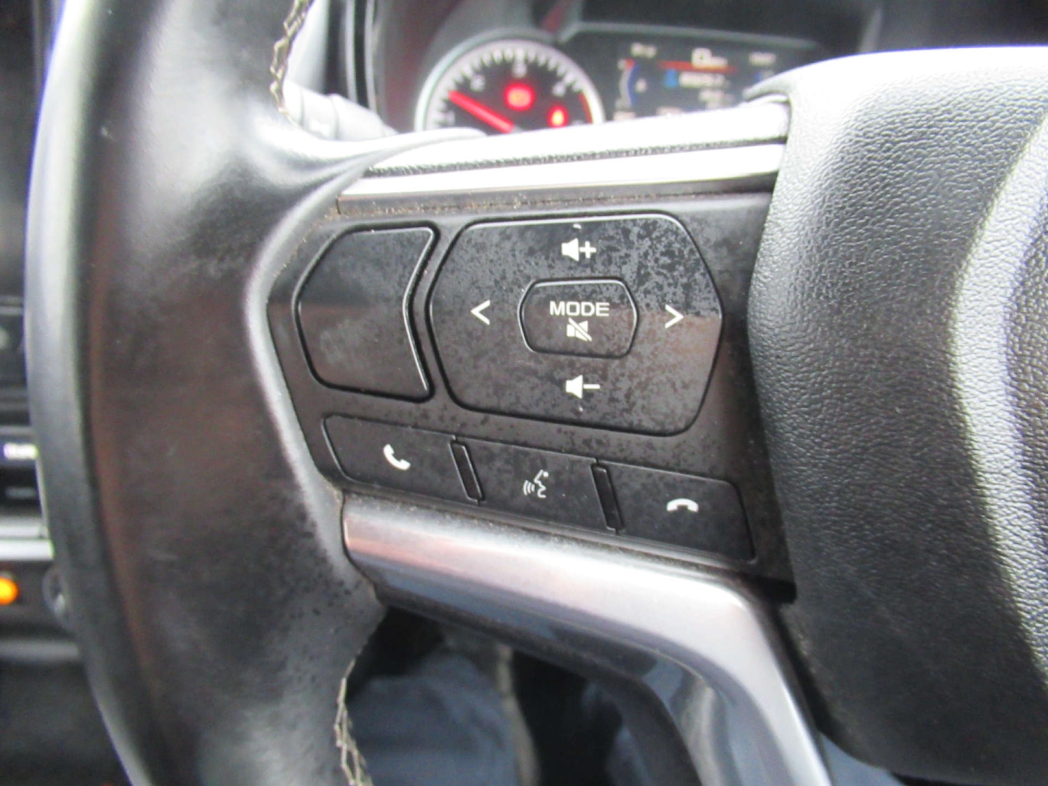 Used Isuzu D-Max 2023 for sale - 76600885: Photo 21
