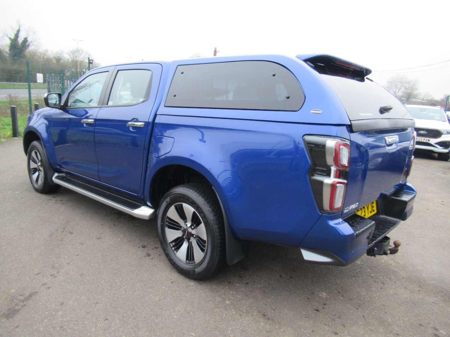 Used Isuzu D-Max 2023 for sale - 76600885: Photo 7