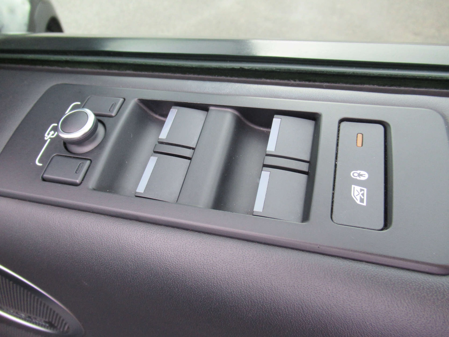 Used Land Rover Discovery 2019 for sale - 77529383: Photo 28