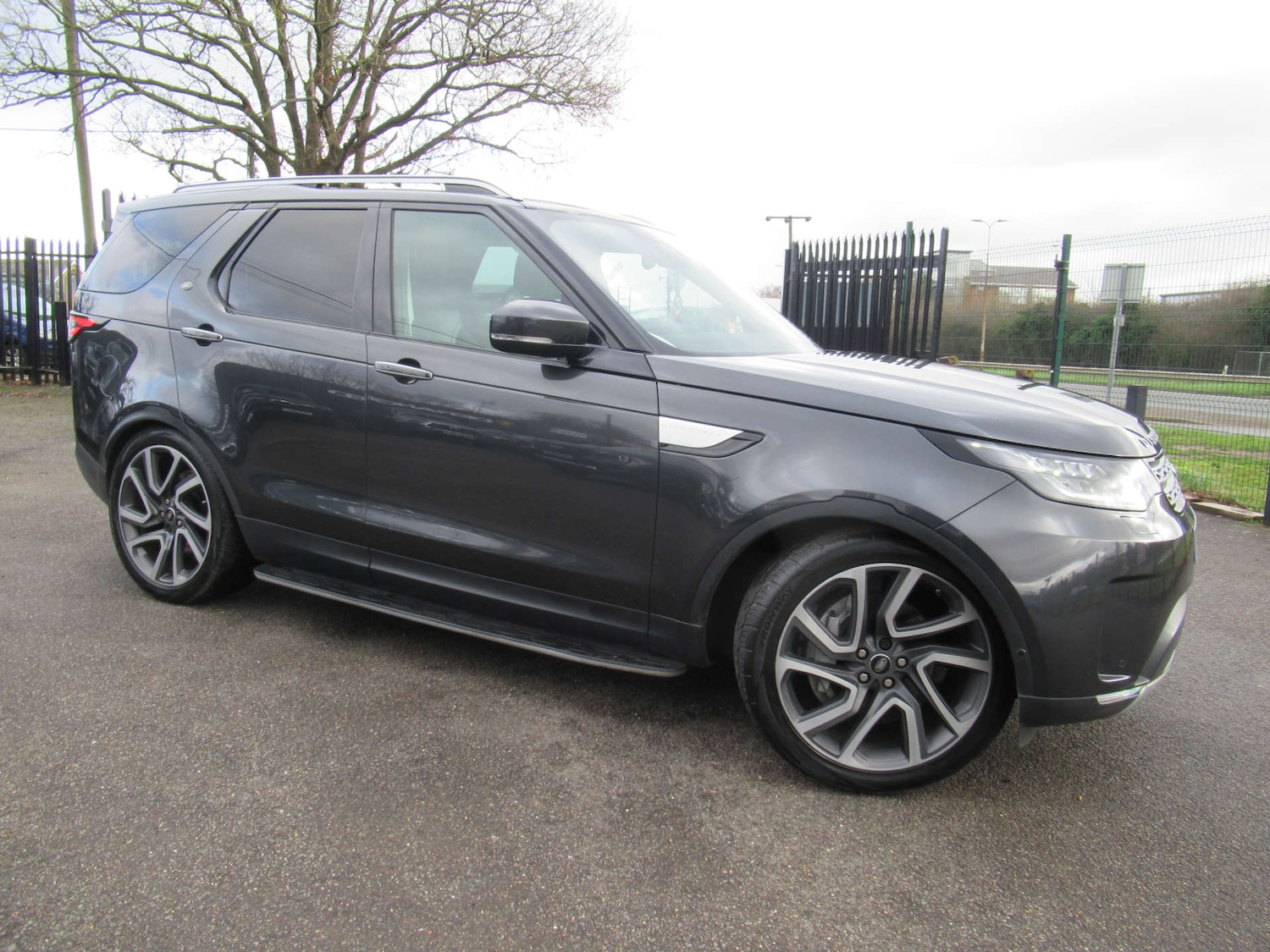 Used Land Rover Discovery 2019 for sale - 77529383: Photo 31