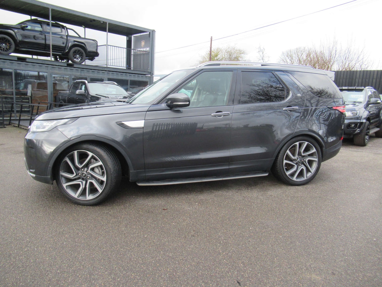 Used Land Rover Discovery 2019 for sale - 77529383: Photo 4
