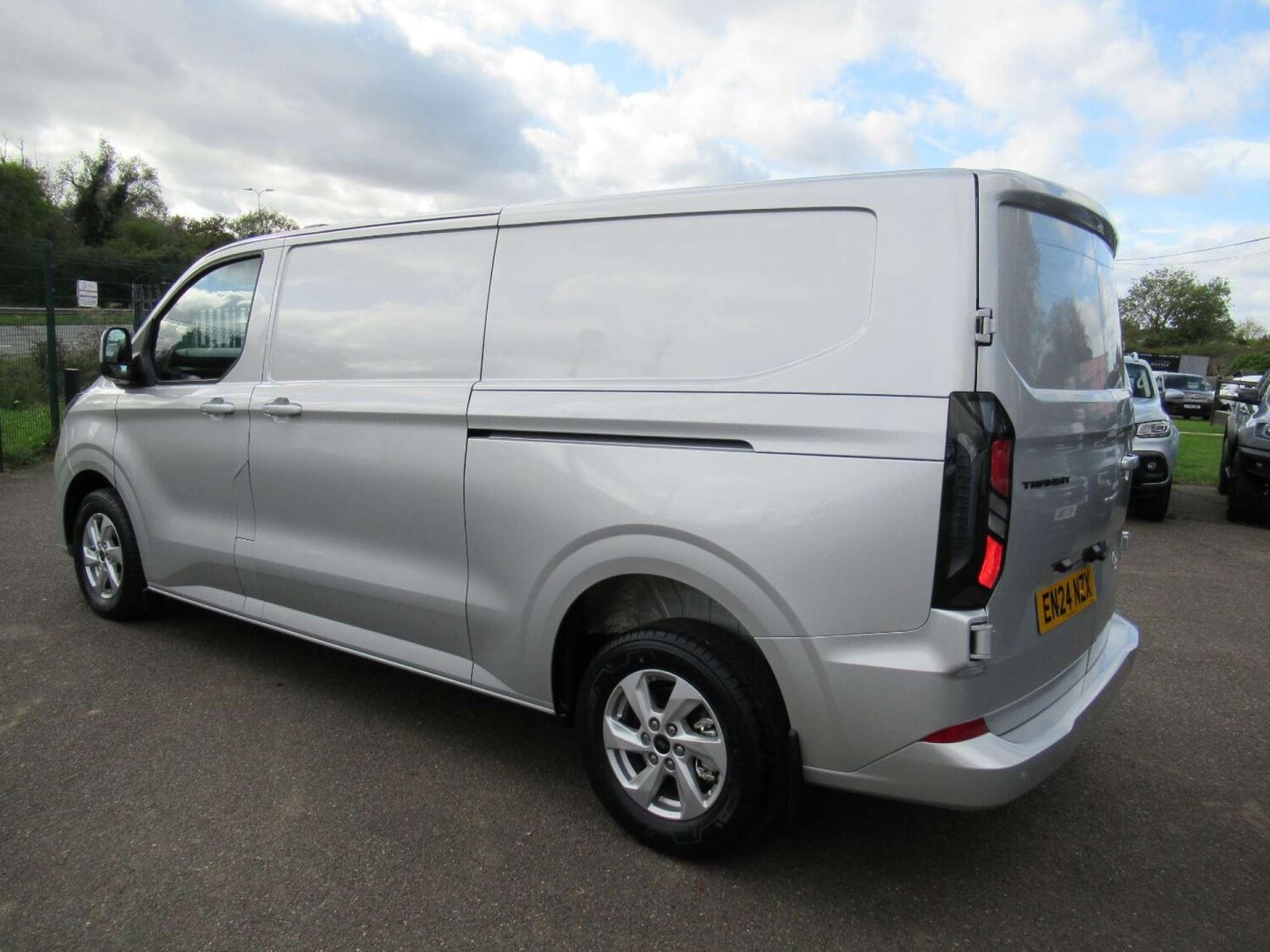 Used Ford Transit Custom 2024 for sale - 76363918: Photo 7