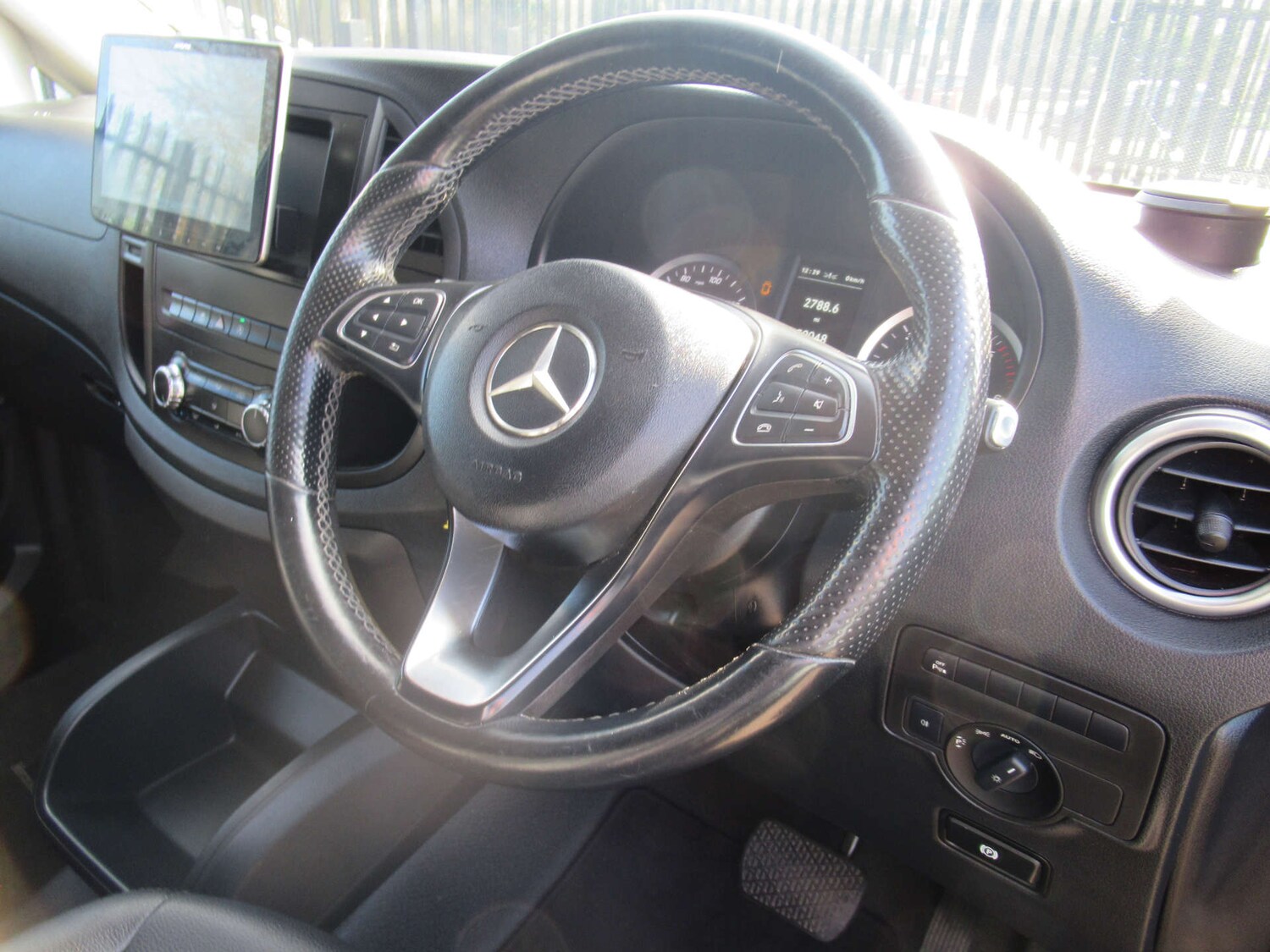 Used Mercedes-Benz Vito 2020 for sale - 77735067: Photo 37