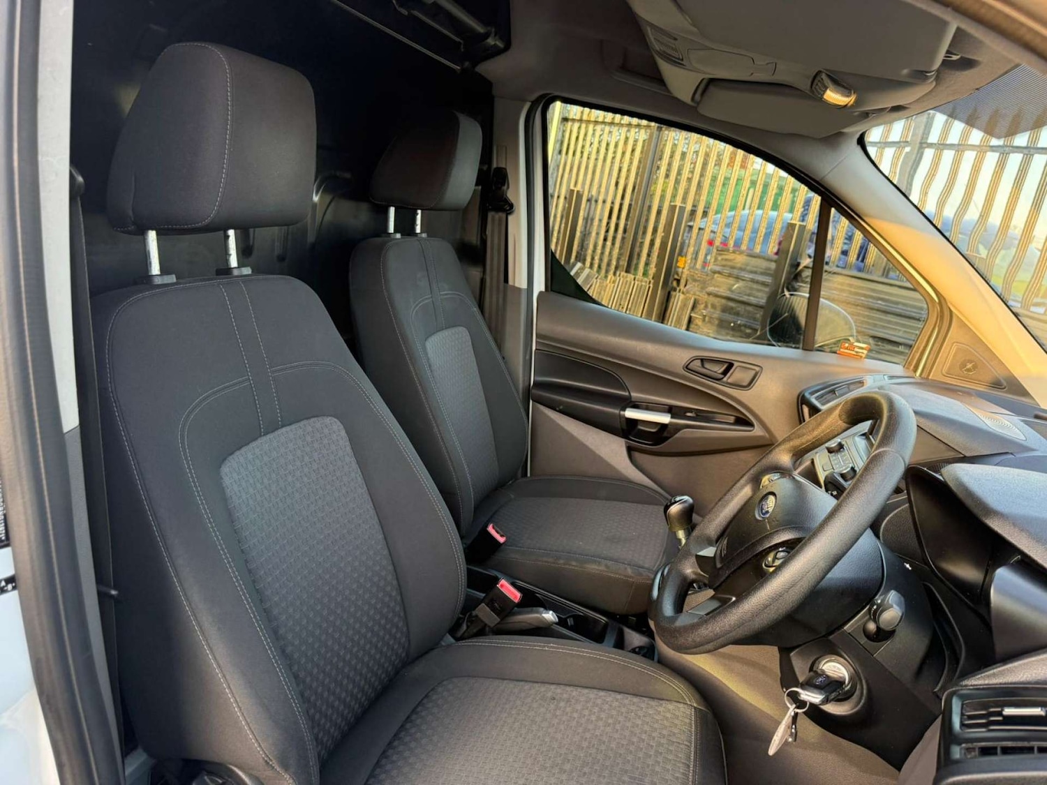 Used Ford Transit Connect 2023 for sale - 77687376: Photo 32