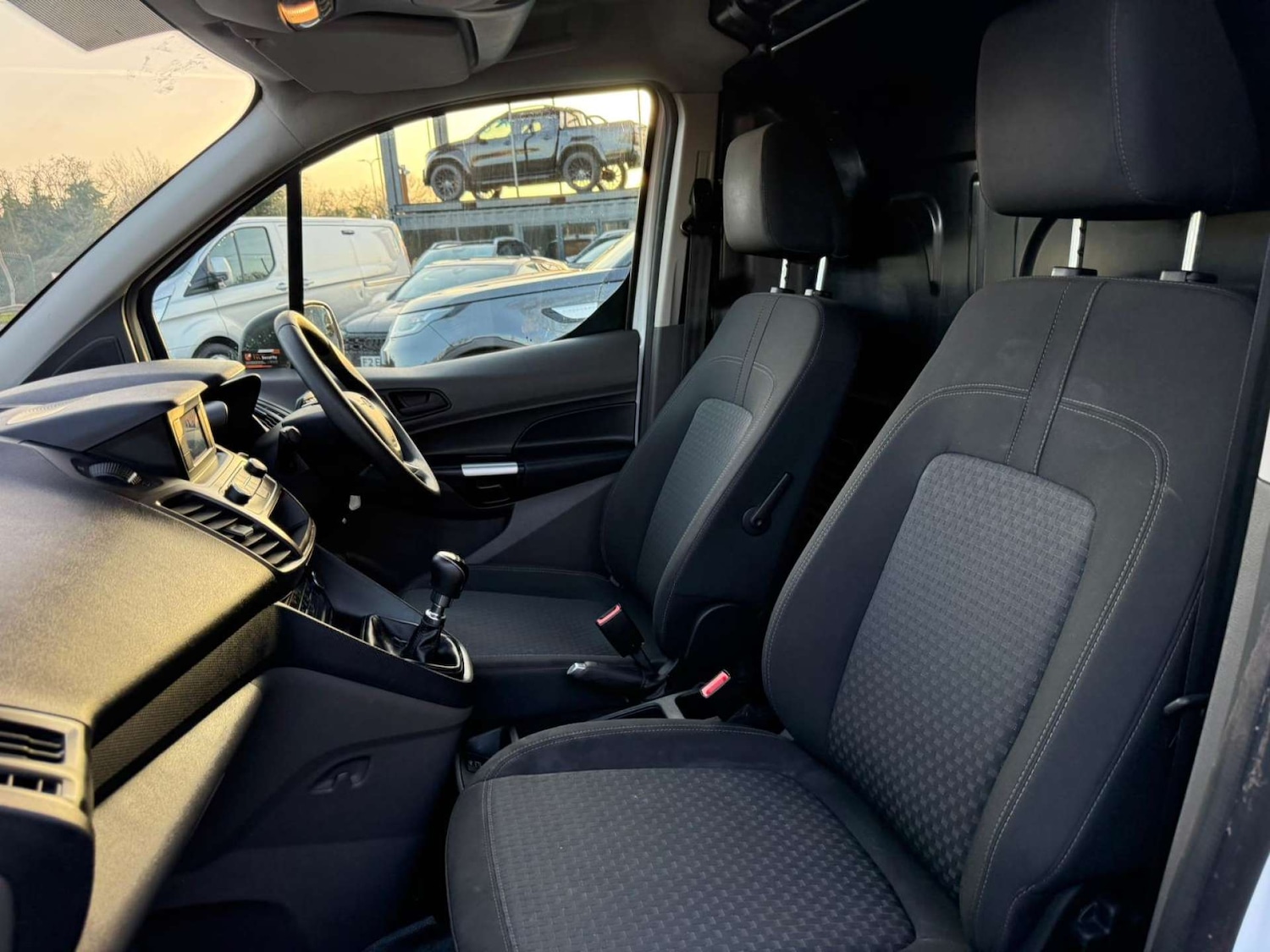 Used Ford Transit Connect 2023 for sale - 77687376: Photo 50