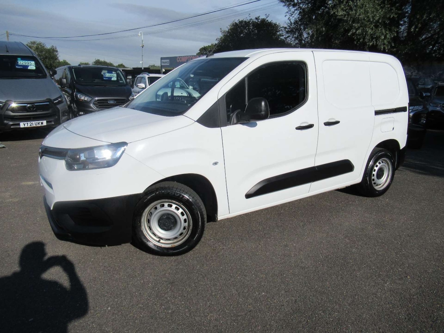 Used Toyota ProAce 2021 for sale - 76363560: Photo 2