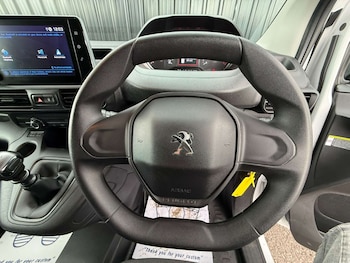 Used Peugeot Partner 2023 for sale - 78345008: Photo