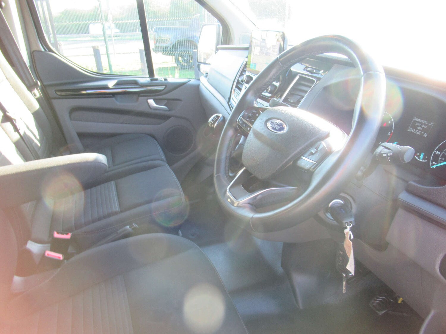 Used Ford Transit Custom 2023 for sale - 76693600: Photo 15