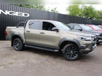 Used Toyota Hilux 2023 for sale - 78840034: Photo