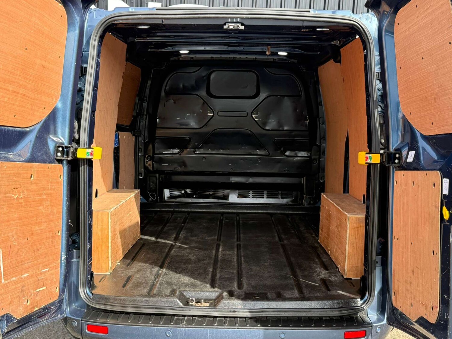 Used Ford Transit Custom 2022 for sale - 78198787: Photo 10