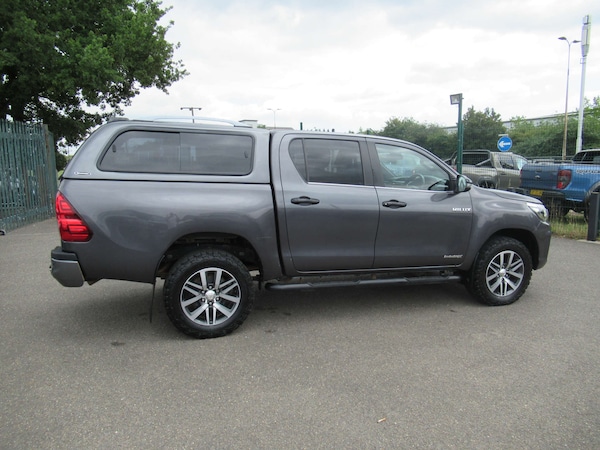 Used Toyota Hilux 2020 for sale - 75622454: Photo 14