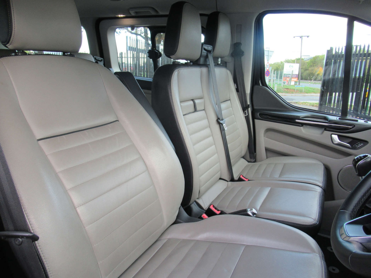 Used Ford Tourneo Custom 2022 for sale - 76601014: Photo 27