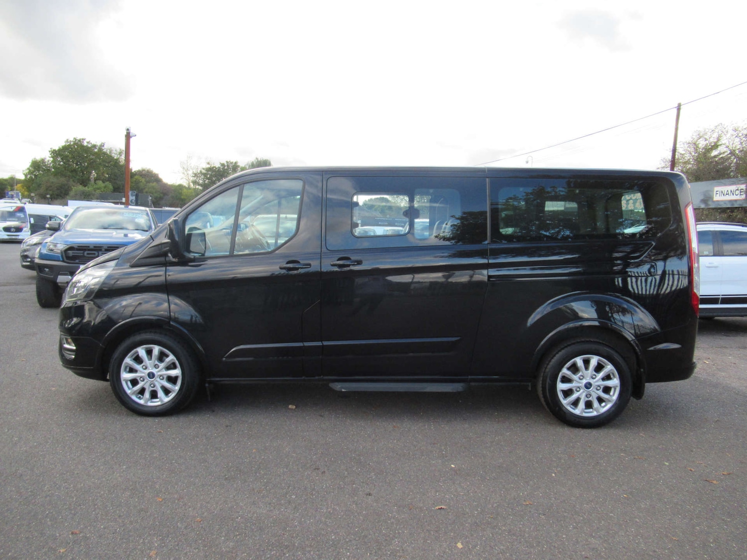 Used Ford Tourneo Custom 2022 for sale - 76601014: Photo 4