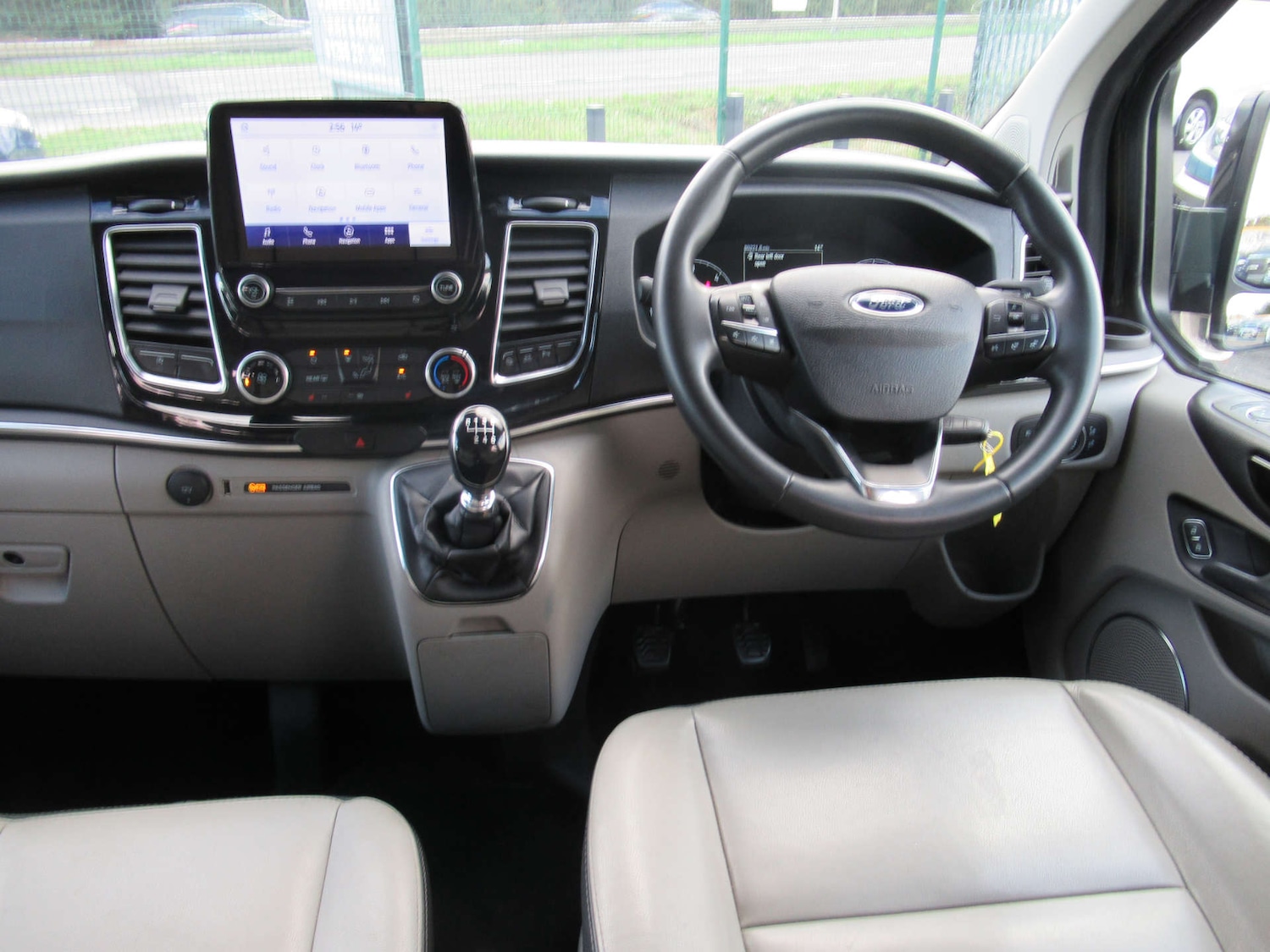 Used Ford Tourneo Custom 2022 for sale - 76601014: Photo 8