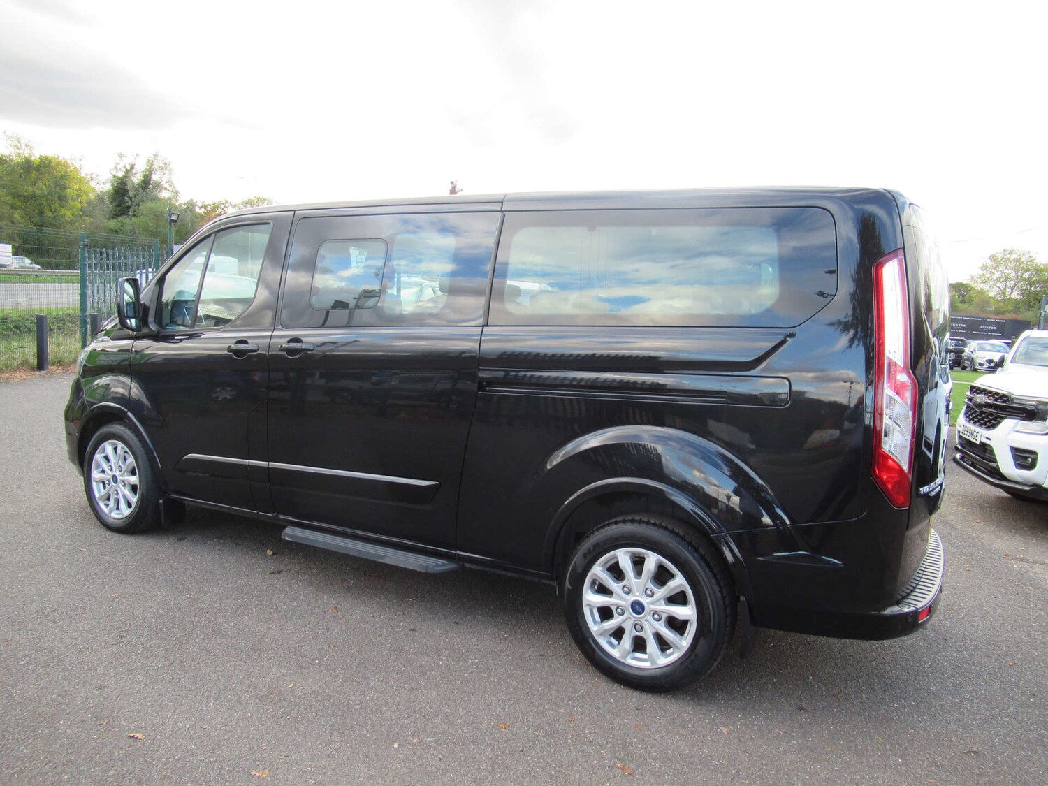 Used Ford Tourneo Custom 2022 for sale - 76601014: Photo 9