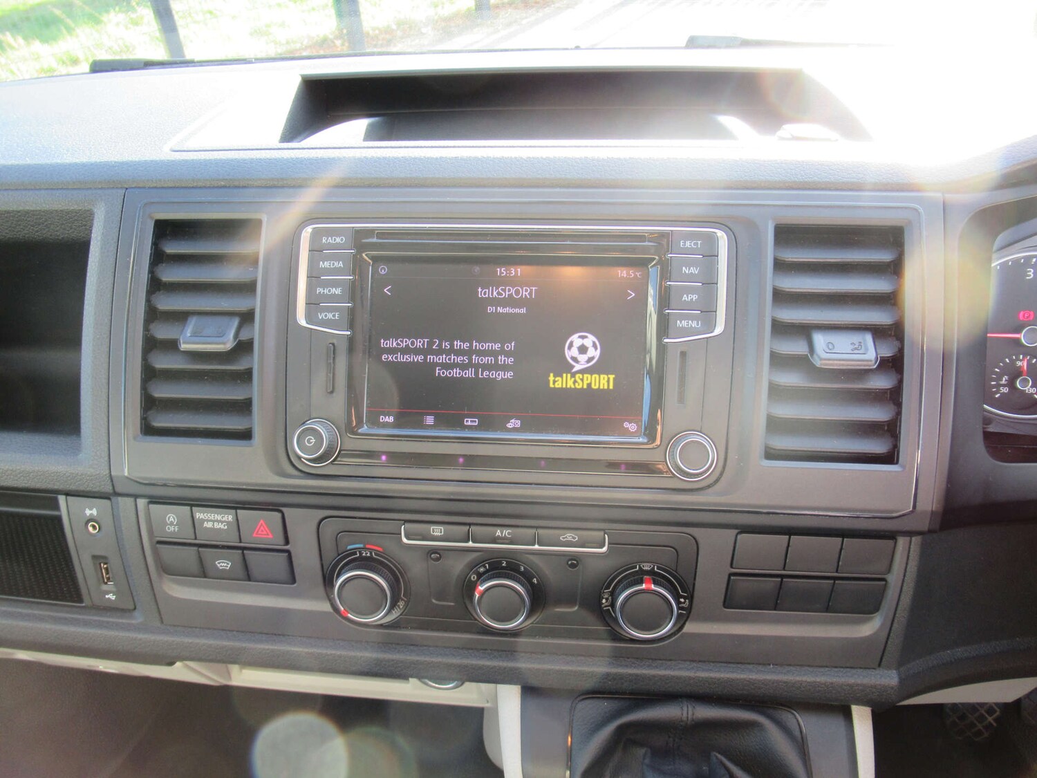 Used Volkswagen Transporter 2019 for sale - 76600820: Photo 33